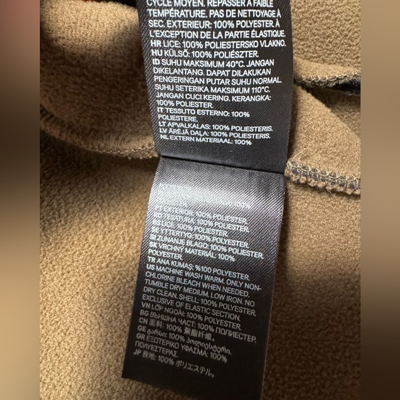 H&M Divided Men’s Sherpa Teddy Green Camo Zip-up fleece lined Jacket Size S EUC - Picture 11 of 13